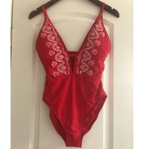 One piece bathing suit